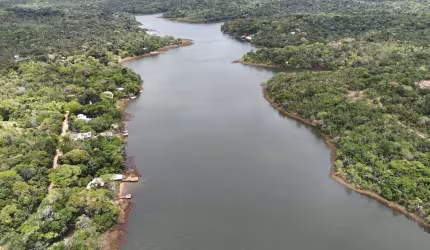 Terreno de 5.000m² à venda na Reserva Sapiranga em Mata de São João-BA: uma oportunidade imperdível!