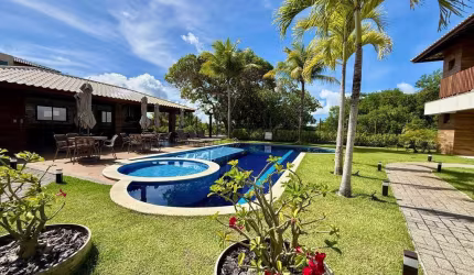 Apartamento à venda em Itacimirim, Camaçari-BA. 2 quartos, 2 suítes, 2 banheiros, 2 vagas de garagem. Aproveite!