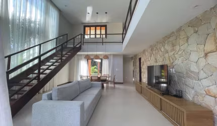 Casa de luxo em condomínio na Praia do Forte-BA: 5 quartos, 5 suítes, 1 sala, 7 banheiros, 4 vagas, 700m². Venda ou Locação!