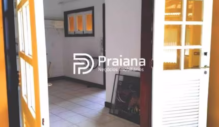 Aluguel de Apartamento na Praia do Forte, Mata de São João-BA: 1 quarto, 1 sala, 1 banheiro, 1 vaga de garagem - 51,00 m².