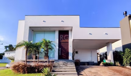 Casa em Condomínio em Alphaville