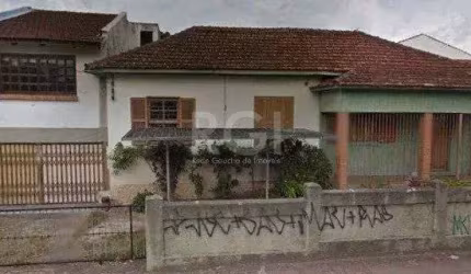 Casa para Venda - 120m², 2 dormitórios, 2 vagas - Glória