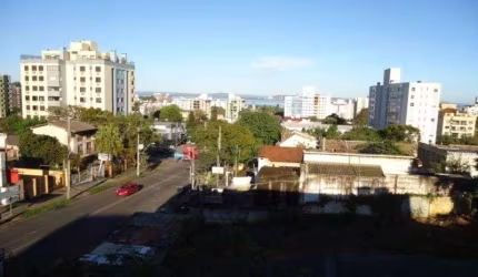 Casa Comercial para Venda - 400m², 5 dormitórios, sendo 1 suites, 4 vagas - Camaquã