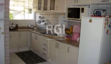 Casa para Venda - 185m², 3 dormitórios, 3 vagas - Santa Maria Goretti