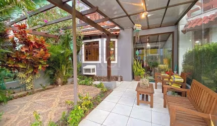 Casa Condominio para Venda - 186.76m², 3 dormitórios, sendo 1 suites, 2 vagas - Guarujá