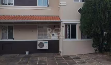 Casa Condominio para Venda - 145m², 3 dormitórios, sendo 1 suites, 2 vagas - Parque Santa Fé
