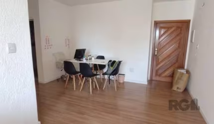 Apartamento à venda com 2 quartos, 63m²