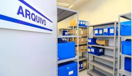 EXCELENTE PRÉDIO COMERCIAL LOCALIZADO NO BAIRRO GLÓRIA
