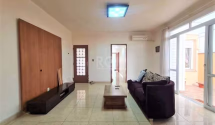 Apartamento de 3 dormitórios, Bairro Menino Deus