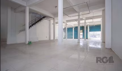 Edifício Comercial em Petrópolis
