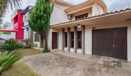 Casa à Venda no bairro Marechal Rondon em Canoas