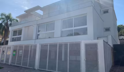 Casa para Venda - 211m², 3 suites, 2 vagas - Jardim Isabel