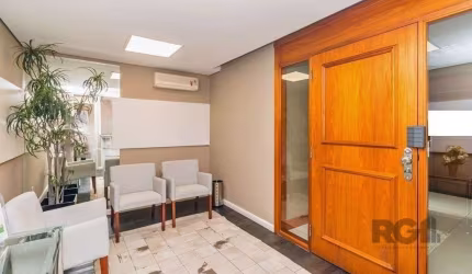 Excelente sala comercial de 140m² no centro.