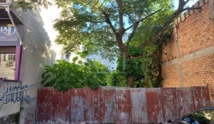Terreno em Porto Alegre, no bairro Tristeza, à venda.