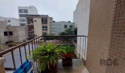 Apartamento com 2 Quartos à venda, 74m² - Centro Histórico