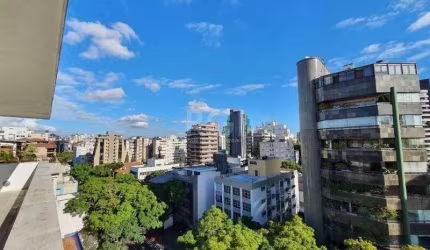 Cobertura para Venda - 578m², 5 dormitórios, sendo 2 suites, 4 vagas - Moinhos De Vento
