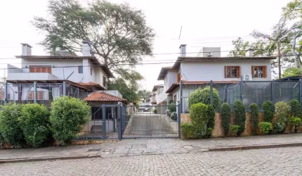 Casa em condomínio para Venda com 4 dormitórios, sendo 1 suites e 4 vagas no bairro Ipanema