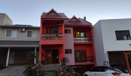 Casa em Condomínio em Vila Nova