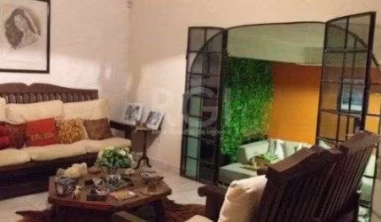Casa para Venda - 260m², 3 dormitórios, sendo 1 suites, Espirito Santo