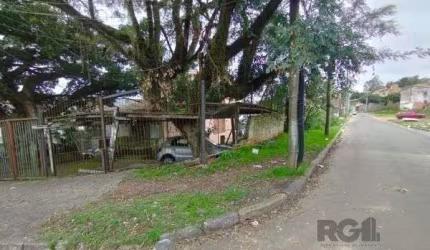 Terreno em Porto Alegre, no bairro Santa Tereza, à venda.
