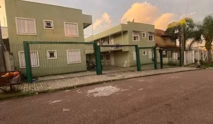 Apartamento no bairro Jardim Algarve - Alvorada