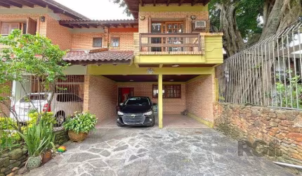 Casa para Venda - 176m², 3 dormitórios, sendo 1 suites, 4 vagas - Jardim Isabel