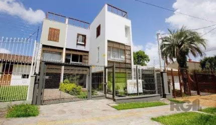Sobrado em Jardim Sabará