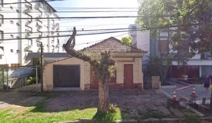 Terreno no Bairro Higienópolis em Porto Alegre com 348 m2