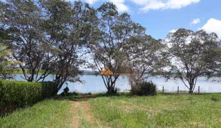 Terreno à venda, 3297 m² por R$ 1.100.000,00 - Loteamento Águas da Canastra - Delfinópolis/MG