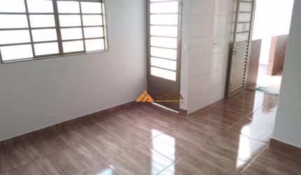 Casa com 2 quartos para alugar, 62 m² por R$ 1.543/mês - Jardim Arlindo Laguna - Ribeirão Preto/SP