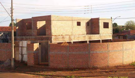 Sobrado à venda, 357 m² por R$ 275.000,00 - Centro - Pradópolis/SP