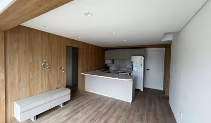 Apartamento para Locação em Itajaí, Praia Brava de Itajaí, 2 dormitórios, 1 suíte, 1 banheiro, 2 vagas
