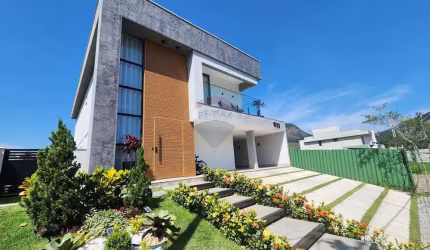 Luxo e Conforto: Casa à Venda no condomínio Alphaville em Inoã, Maricá