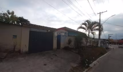 Casa c/ Piscina e Espaço Gourmet em Itaboraí! ótima localização comercial