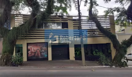 Excelente Prédio comercial central de São José dos Campos, estuda permuta em imóveis.