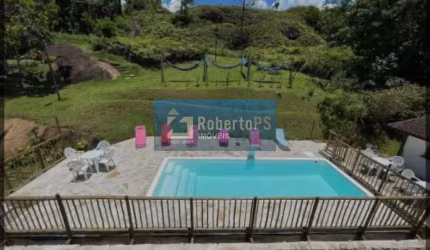 Lindo flat com piscina na Praia Grande Ubatuba