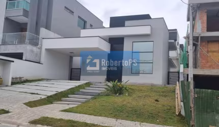 Linda casa alto padrão em Condomínio em Mogi das Cruzes