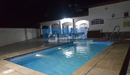 Linda casa com piscina no Residencial Village - Tremembé -SP