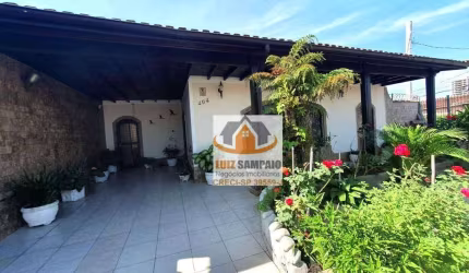 Linda Casa - 3 Dorm (1 Suite) + Quintal - Vila Caiçara - 400m da praia