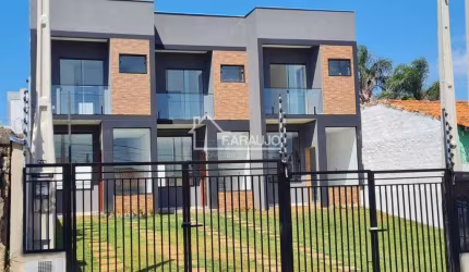 Imperdível! Casa à venda em Sorocaba-SP, Jardim Simus. 2 quartos, 2 suítes, 2 salas, 3 banheiros, 2 vagas de garagem. Aproveite!