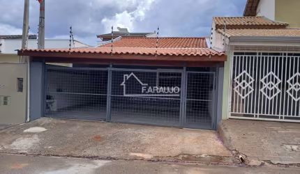 Casa térrea com Terreno 150 m2,  construção no Wanel Ville V. Esta casa oferece tudo o que você precisa para uma vida tranquila e confortável: