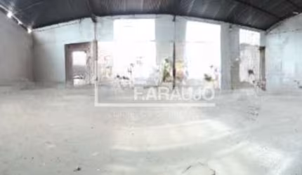 Oportunidade única na Vila Hortência: área com 3 imóveis, 933 m² e localização privilegiada. Bairro nobre!