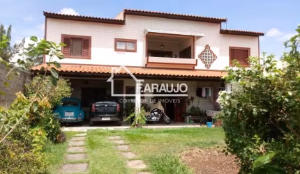 SOBRADO À VENDA COM 3 DORMITORIOS 1 SUÍTES E UM BELO QUINTAL FRUTIFERO  NO CONDOMÍNIO IBITI DO PAÇO, EM SOROCABA-SP