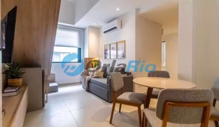 Apartamento com 2 quartos à venda na Rua Décio Vilares, Copacabana, Rio de Janeiro, 68 m2 por R$ 1.354.108