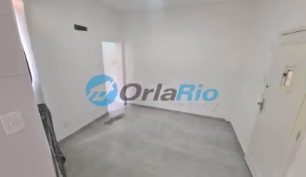 Kitnet / Stúdio à venda na Rua Buarque de Macedo, Flamengo, Rio de Janeiro, 20 m2 por R$ 390.000