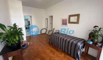 Apartamento com 2 quartos à venda na Rua Siqueira Campos, Copacabana, Rio de Janeiro, 70 m2 por R$ 750.000