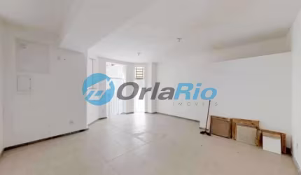 Casa com 5 quartos à venda na Rua Álvaro Ramos, Botafogo, Rio de Janeiro, 179 m2 por R$ 1.480.000