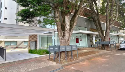 Sala comercial Térreo, nova, a poucos passos do Parque do Ingá.