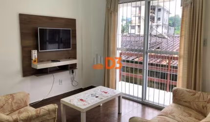 Apartamento com 3 quartos para alugar em Água Verde, Blumenau , 67 m2 por R$ 1.900