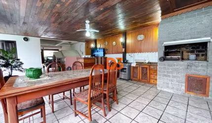Casa com 3 quartos à venda no Progresso, Blumenau , 311 m2 por R$ 749.990